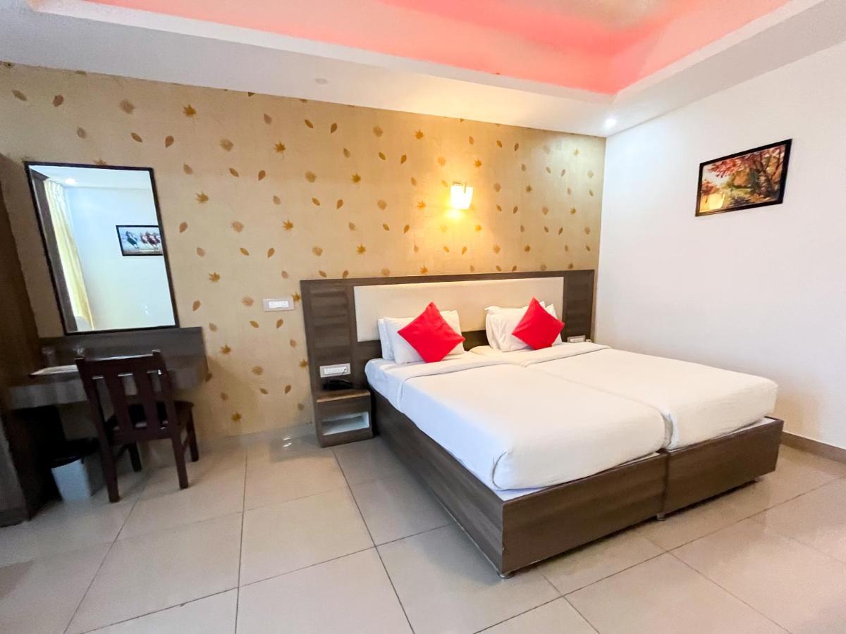 Victory Grand Attibele Hotel Buitenkant foto