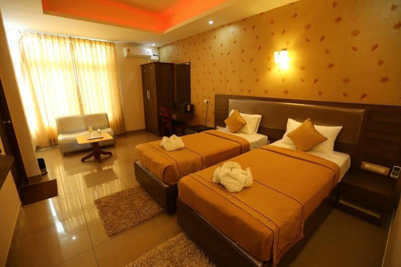 Victory Grand Attibele Hotel Buitenkant foto